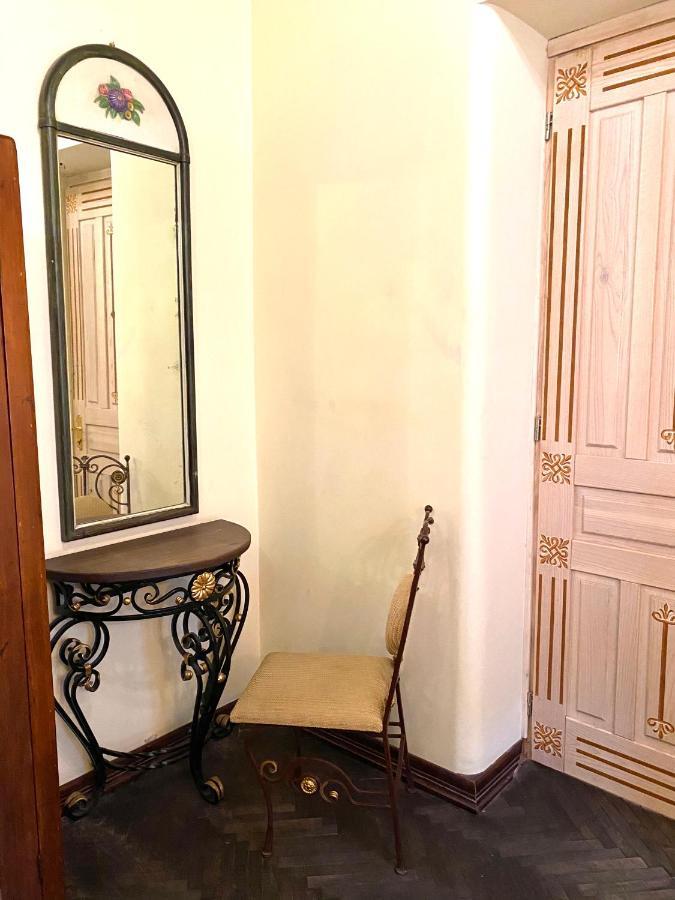 Квартира В Центрі На Вулиці Валова 21 Lviv Ngoại thất bức ảnh