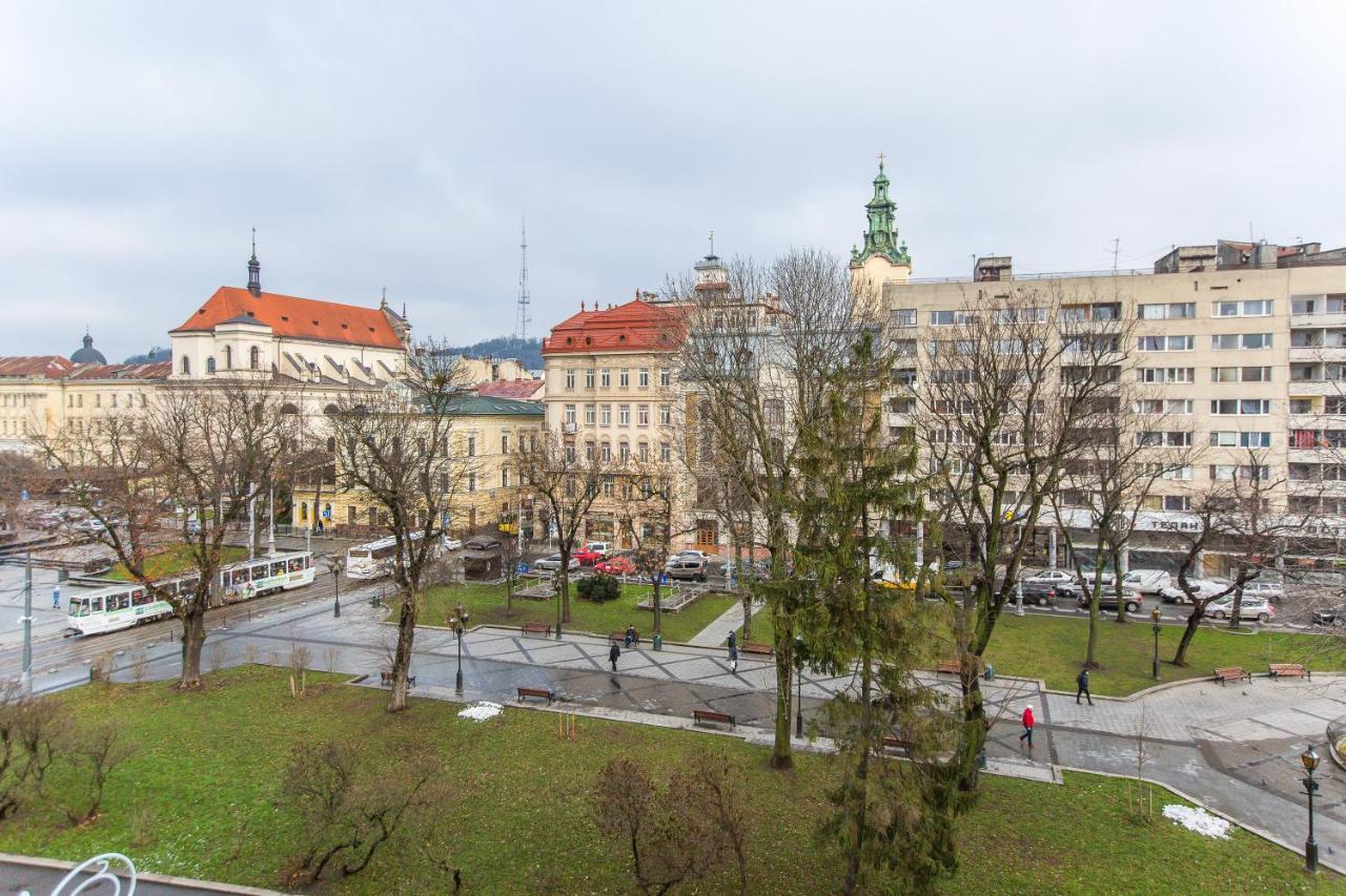 Квартира В Центрі На Вулиці Валова 21 Lviv Ngoại thất bức ảnh