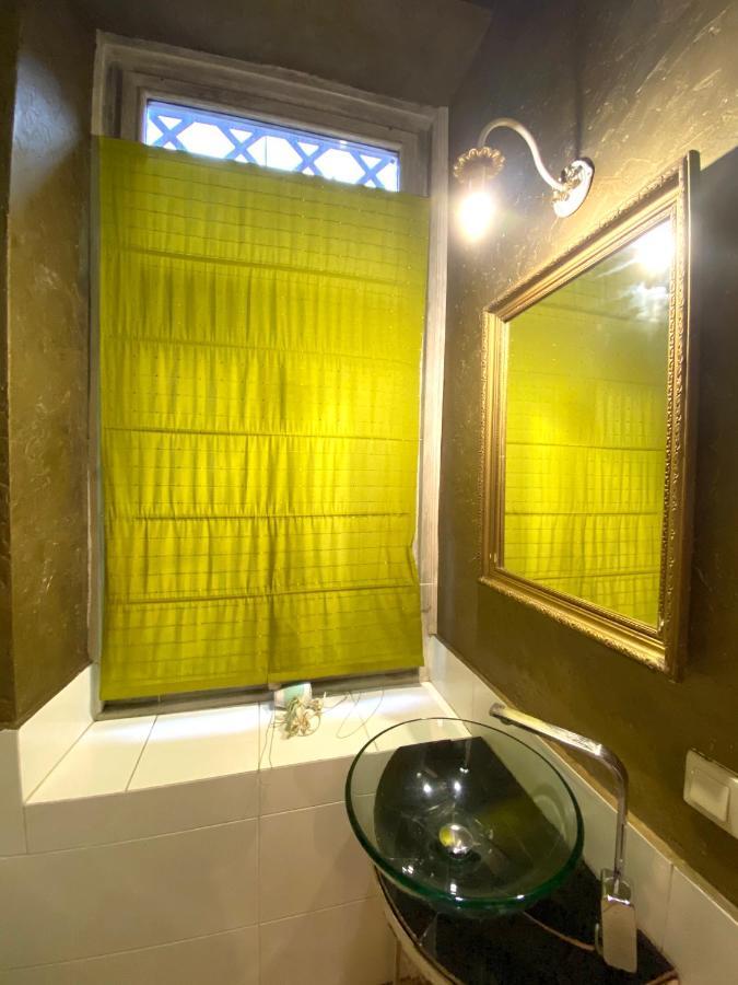 Квартира В Центрі На Вулиці Валова 21 Lviv Ngoại thất bức ảnh