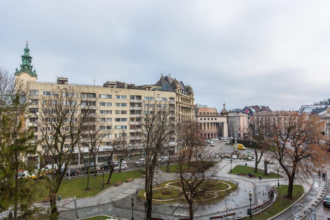 Квартира В Центрі На Вулиці Валова 21 Lviv Ngoại thất bức ảnh